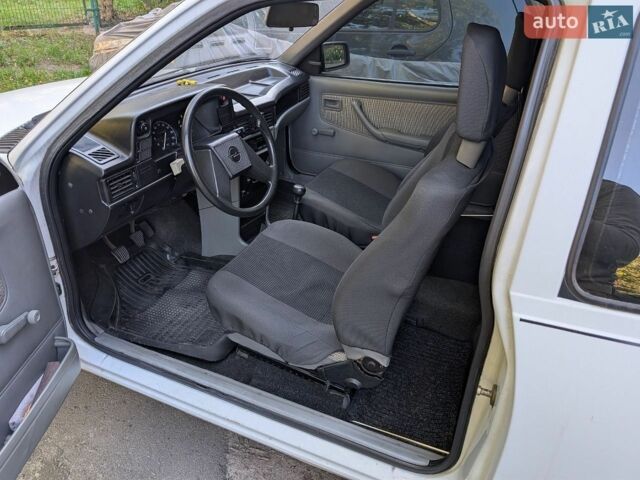 Білий Опель Кадет, об'ємом двигуна 1.3 л та пробігом 77 тис. км за 1300 $, фото 1 на Automoto.ua