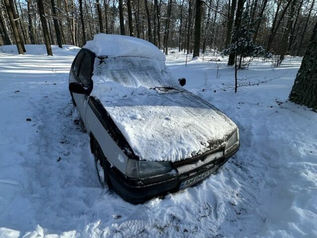 Белый Опель Кадет, объемом двигателя 0 л и пробегом 555 тыс. км за 255 $, фото 1 на Automoto.ua