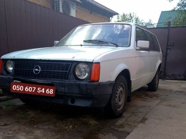 Білий Опель Кадет, об'ємом двигуна 0 л та пробігом 3 тис. км за 605 $, фото 1 на Automoto.ua