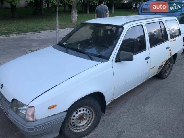 Білий Опель Кадет, об'ємом двигуна 0 л та пробігом 500 тис. км за 999 $, фото 1 на Automoto.ua