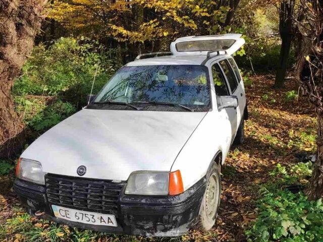 Белый Опель Кадет, объемом двигателя 0 л и пробегом 1 тыс. км за 463 $, фото 1 на Automoto.ua