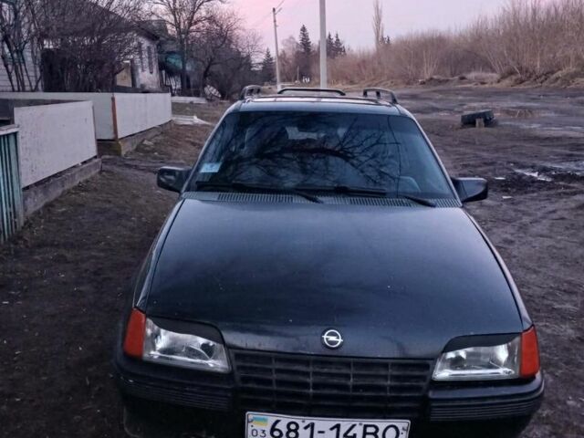 Чорний Опель Кадет, об'ємом двигуна 1.4 л та пробігом 83 тис. км за 1000 $, фото 1 на Automoto.ua