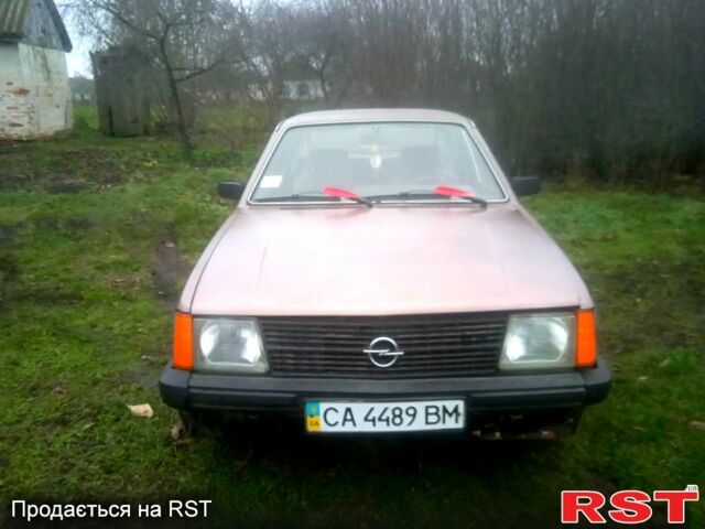 Коричневый Опель Кадет, объемом двигателя 1.6 л и пробегом 0 тыс. км за 600 $, фото 1 на Automoto.ua