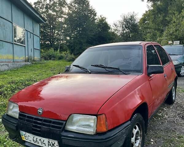 Красный Опель Кадет, объемом двигателя 1.6 л и пробегом 714 тыс. км за 900 $, фото 1 на Automoto.ua