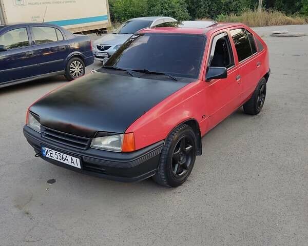 Червоний Опель Кадет, об'ємом двигуна 1.3 л та пробігом 124 тис. км за 1500 $, фото 1 на Automoto.ua