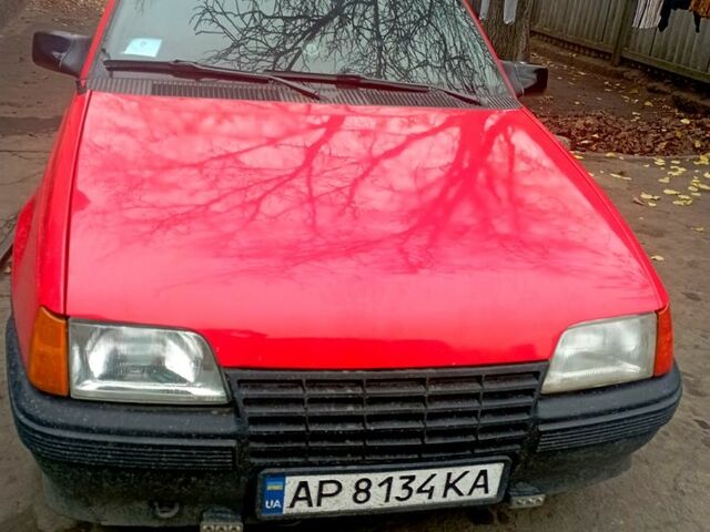 Красный Опель Кадет, объемом двигателя 1.3 л и пробегом 0 тыс. км за 850 $, фото 1 на Automoto.ua