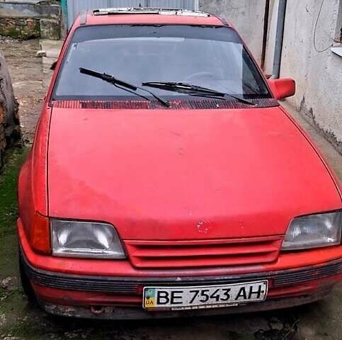Красный Опель Кадет, объемом двигателя 2 л и пробегом 120 тыс. км за 600 $, фото 1 на Automoto.ua