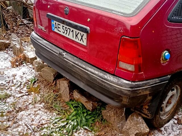 Красный Опель Кадет, объемом двигателя 1.3 л и пробегом 0 тыс. км за 400 $, фото 1 на Automoto.ua