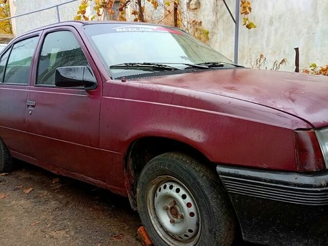 Красный Опель Кадет, объемом двигателя 1.6 л и пробегом 174 тыс. км за 999 $, фото 1 на Automoto.ua