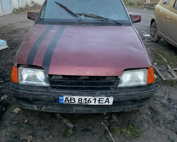 Красный Опель Кадет, объемом двигателя 1.3 л и пробегом 1 тыс. км за 839 $, фото 1 на Automoto.ua