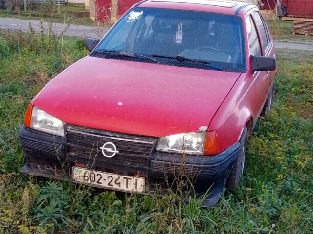 Червоний Опель Кадет, об'ємом двигуна 0 л та пробігом 58 тис. км за 300 $, фото 1 на Automoto.ua