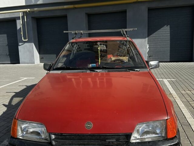 Красный Опель Кадет, объемом двигателя 1.4 л и пробегом 1000 тыс. км за 550 $, фото 1 на Automoto.ua