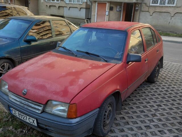 Красный Опель Кадет, объемом двигателя 1.6 л и пробегом 1000 тыс. км за 850 $, фото 1 на Automoto.ua