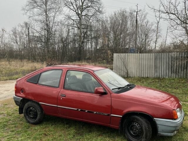 Красный Опель Кадет, объемом двигателя 1.6 л и пробегом 3 тыс. км за 850 $, фото 1 на Automoto.ua