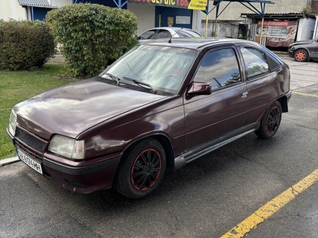 Красный Опель Кадет, объемом двигателя 1.4 л и пробегом 3 тыс. км за 700 $, фото 1 на Automoto.ua