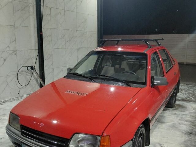 Червоний Опель Кадет, об'ємом двигуна 1.3 л та пробігом 350 тис. км за 350 $, фото 1 на Automoto.ua