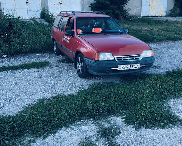 Червоний Опель Кадет, об'ємом двигуна 1.4 л та пробігом 350 тис. км за 850 $, фото 1 на Automoto.ua