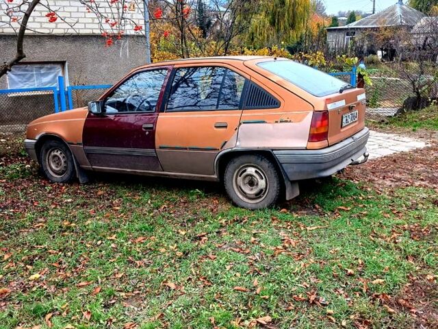 Опель Кадет, об'ємом двигуна 1.6 л та пробігом 200 тис. км за 750 $, фото 1 на Automoto.ua