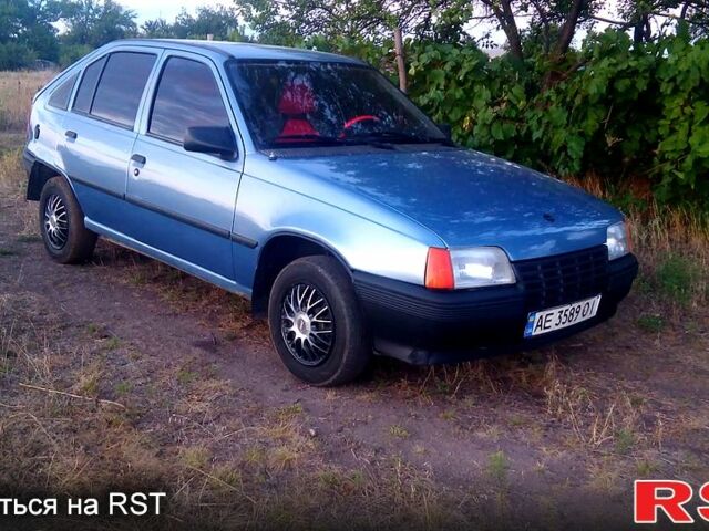 Опель Кадет, объемом двигателя 1.3 л и пробегом 150 тыс. км за 1150 $, фото 1 на Automoto.ua