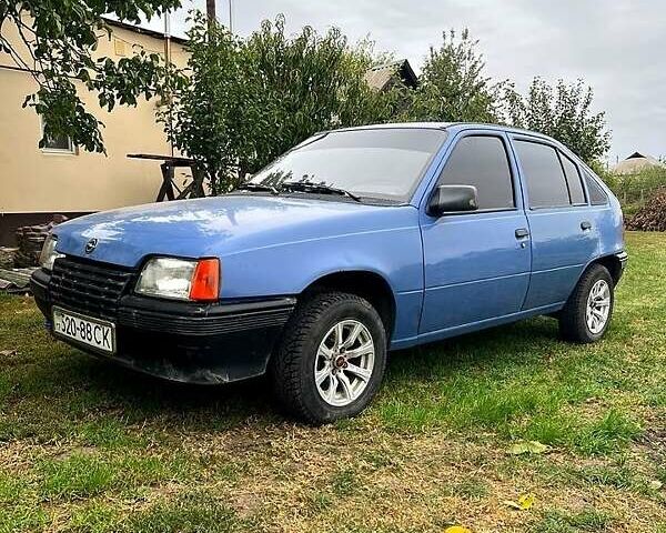 Опель Кадет, объемом двигателя 1.3 л и пробегом 30 тыс. км за 1600 $, фото 1 на Automoto.ua