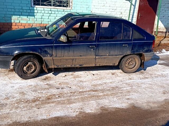 Опель Кадет, объемом двигателя 1.3 л и пробегом 0 тыс. км за 800 $, фото 1 на Automoto.ua