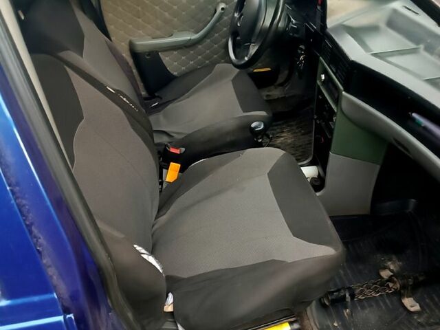 Опель Кадет, объемом двигателя 1.3 л и пробегом 0 тыс. км за 800 $, фото 1 на Automoto.ua