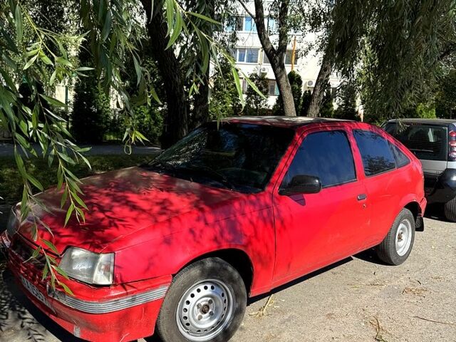 Опель Кадет, объемом двигателя 1.6 л и пробегом 199 тыс. км за 650 $, фото 1 на Automoto.ua