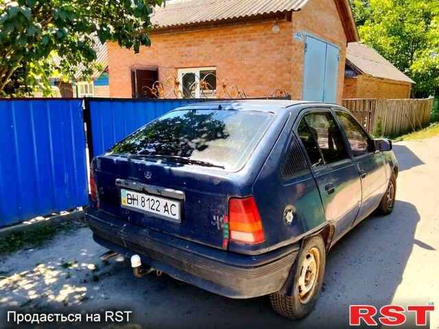 Опель Кадет, объемом двигателя 1.6 л и пробегом 63 тыс. км за 350 $, фото 1 на Automoto.ua