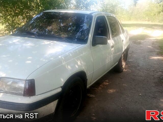 Опель Кадет, объемом двигателя 1.4 л и пробегом 0 тыс. км за 1200 $, фото 1 на Automoto.ua