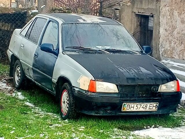 Опель Кадет, объемом двигателя 13 л и пробегом 420 тыс. км за 700 $, фото 1 на Automoto.ua