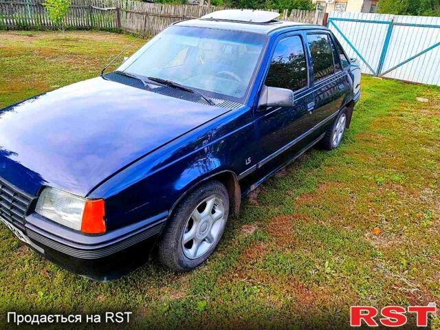 Опель Кадет, объемом двигателя 1.6 л и пробегом 250 тыс. км за 820 $, фото 1 на Automoto.ua