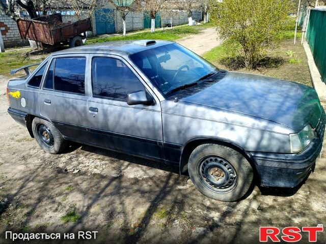 Опель Кадет, об'ємом двигуна 16 л та пробігом 200 тис. км за 700 $, фото 1 на Automoto.ua