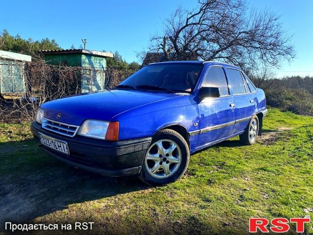 Опель Кадет, об'ємом двигуна 1.6 л та пробігом 258 тис. км за 1200 $, фото 1 на Automoto.ua