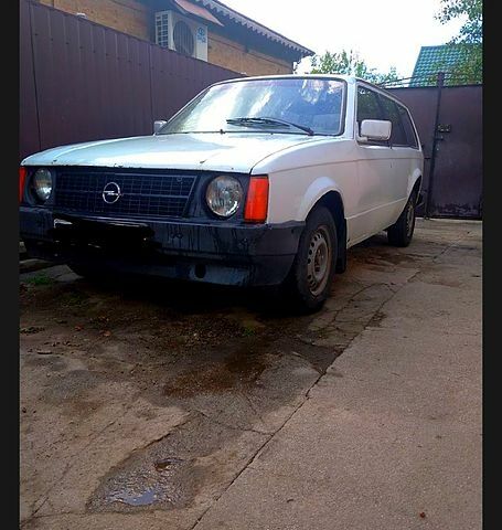 Опель Кадет, об'ємом двигуна 1.6 л та пробігом 138 тис. км за 800 $, фото 1 на Automoto.ua