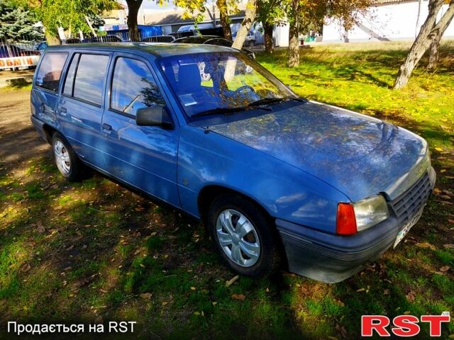 Опель Кадет, объемом двигателя 1.3 л и пробегом 200 тыс. км за 1400 $, фото 1 на Automoto.ua