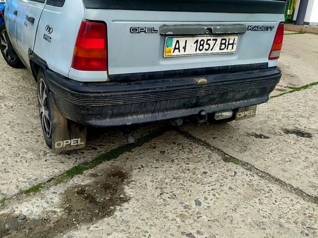 Серый Опель Кадет, объемом двигателя 1.3 л и пробегом 0 тыс. км за 650 $, фото 1 на Automoto.ua