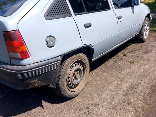 Серый Опель Кадет, объемом двигателя 1.3 л и пробегом 0 тыс. км за 700 $, фото 1 на Automoto.ua