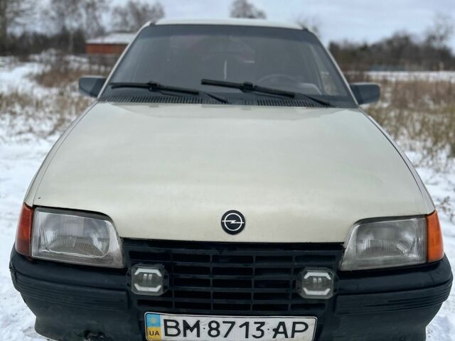 Сірий Опель Кадет, об'ємом двигуна 1.3 л та пробігом 3 тис. км за 1111 $, фото 1 на Automoto.ua