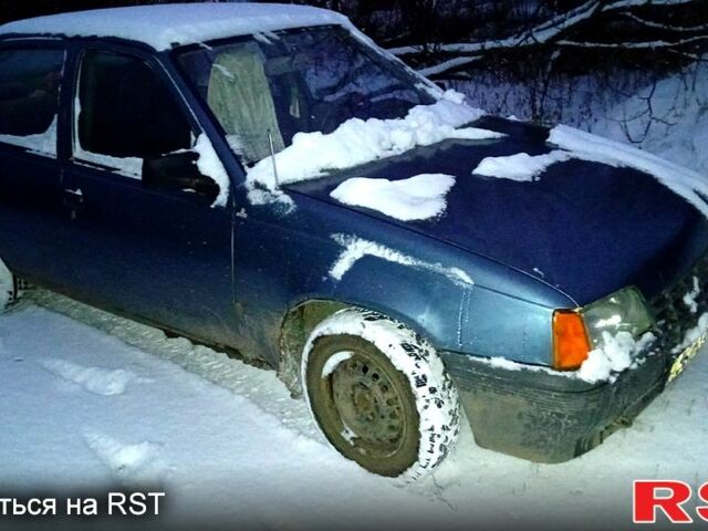 Сірий Опель Кадет, об'ємом двигуна 1.3 л та пробігом 0 тис. км за 650 $, фото 1 на Automoto.ua