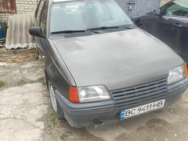 Серый Опель Кадет, объемом двигателя 1.3 л и пробегом 1 тыс. км за 475 $, фото 1 на Automoto.ua