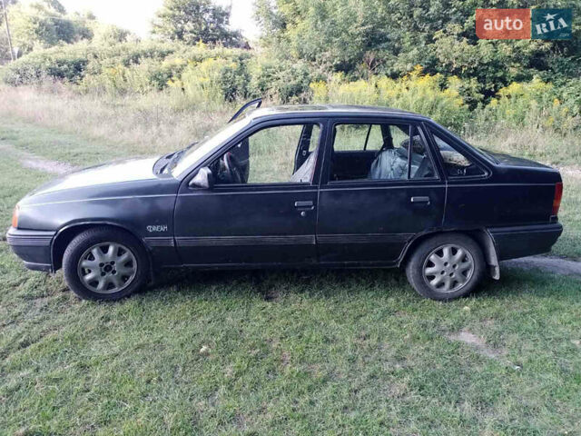 Серый Опель Кадет, объемом двигателя 1.6 л и пробегом 525 тыс. км за 950 $, фото 1 на Automoto.ua
