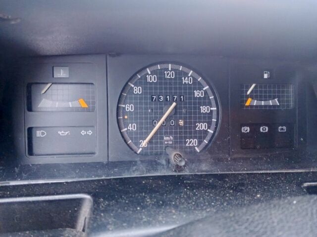 Сірий Опель Кадет, об'ємом двигуна 1.4 л та пробігом 7 тис. км за 582 $, фото 1 на Automoto.ua