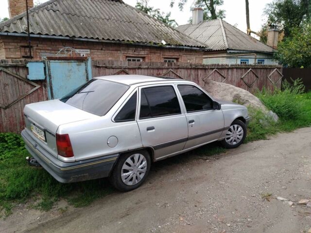 Сірий Опель Кадет, об'ємом двигуна 1.4 л та пробігом 234 тис. км за 1500 $, фото 1 на Automoto.ua