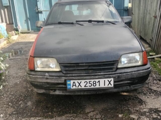 Сірий Опель Кадет, об'ємом двигуна 1 л та пробігом 65 тис. км за 850 $, фото 1 на Automoto.ua