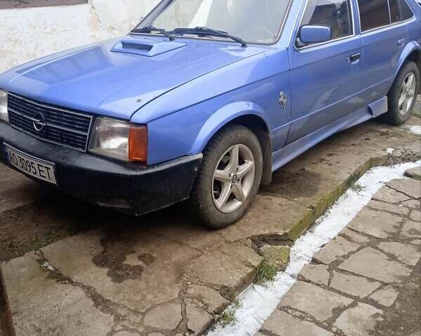 Синий Опель Кадет, объемом двигателя 1.6 л и пробегом 300 тыс. км за 950 $, фото 1 на Automoto.ua