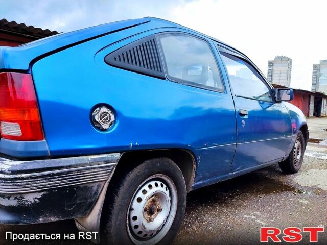 Синий Опель Кадет, объемом двигателя 1.3 л и пробегом 310 тыс. км за 449 $, фото 1 на Automoto.ua