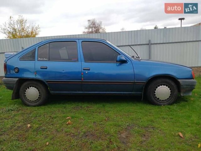 Синий Опель Кадет, объемом двигателя 0 л и пробегом 400 тыс. км за 1700 $, фото 1 на Automoto.ua