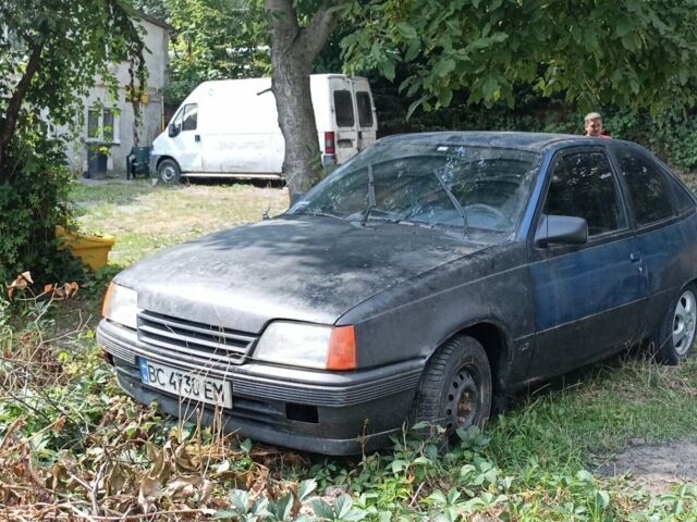 Синій Опель Кадет, об'ємом двигуна 1.3 л та пробігом 400 тис. км за 550 $, фото 1 на Automoto.ua
