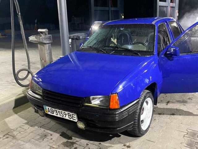 Синий Опель Кадет, объемом двигателя 1.3 л и пробегом 20 тыс. км за 672 $, фото 1 на Automoto.ua