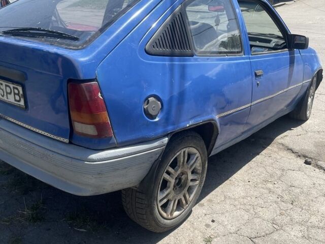 Синий Опель Кадет, объемом двигателя 1.6 л и пробегом 3 тыс. км за 300 $, фото 1 на Automoto.ua